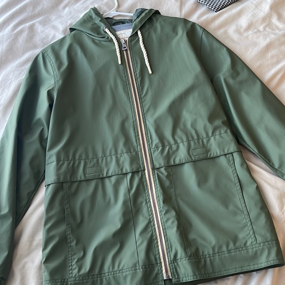 Olive green light jacket - Picture 1 of 1